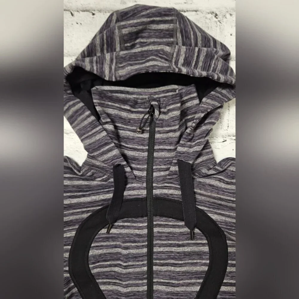 Lululemon In Stride Zip Jacket Purple Grey Stripe Women’s Size 4